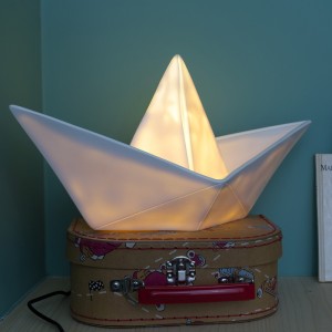 origami-boat-light-white